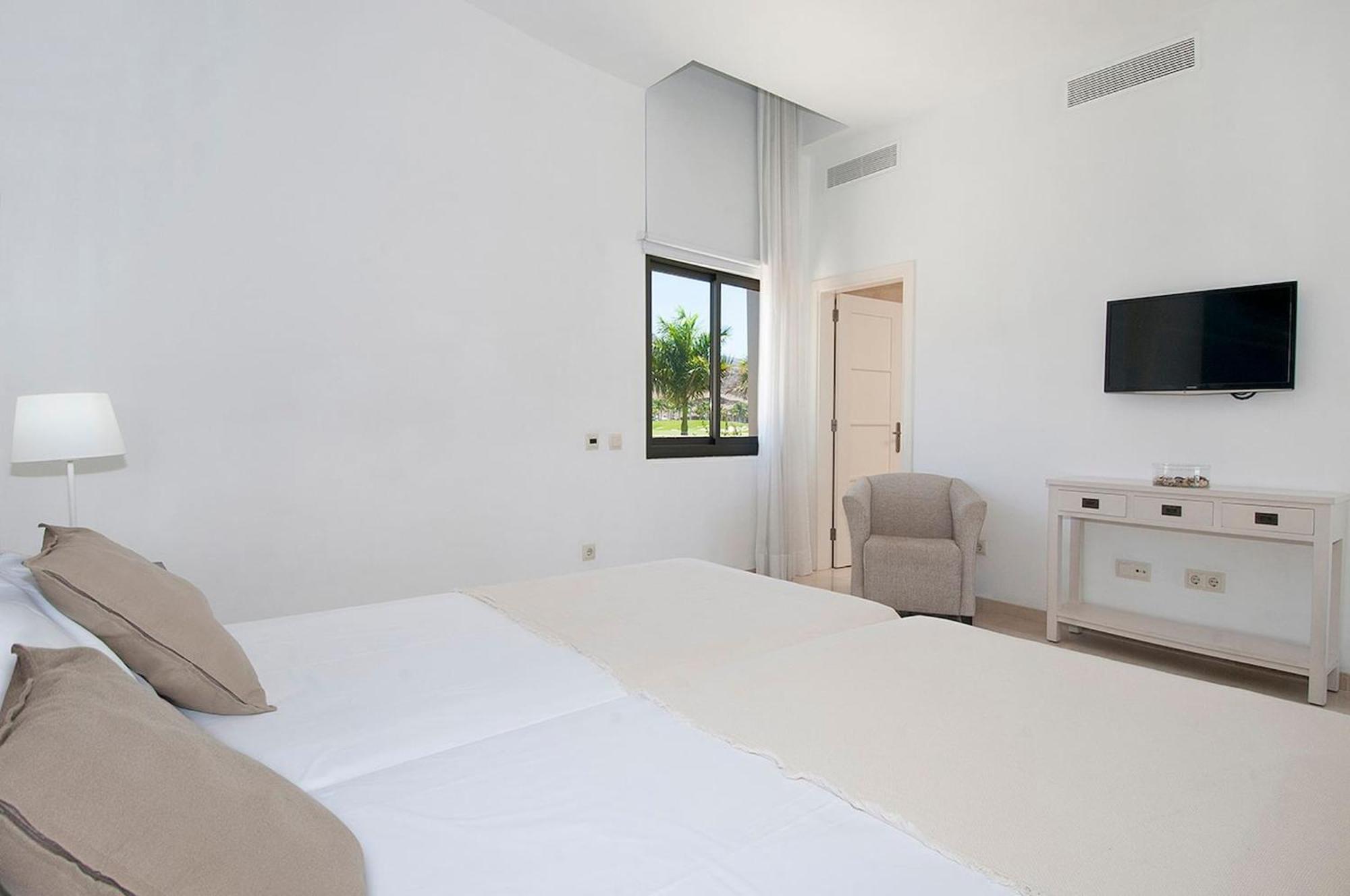 Tauro Villas Deluxe La Playa de Tauro ภายนอก รูปภาพ