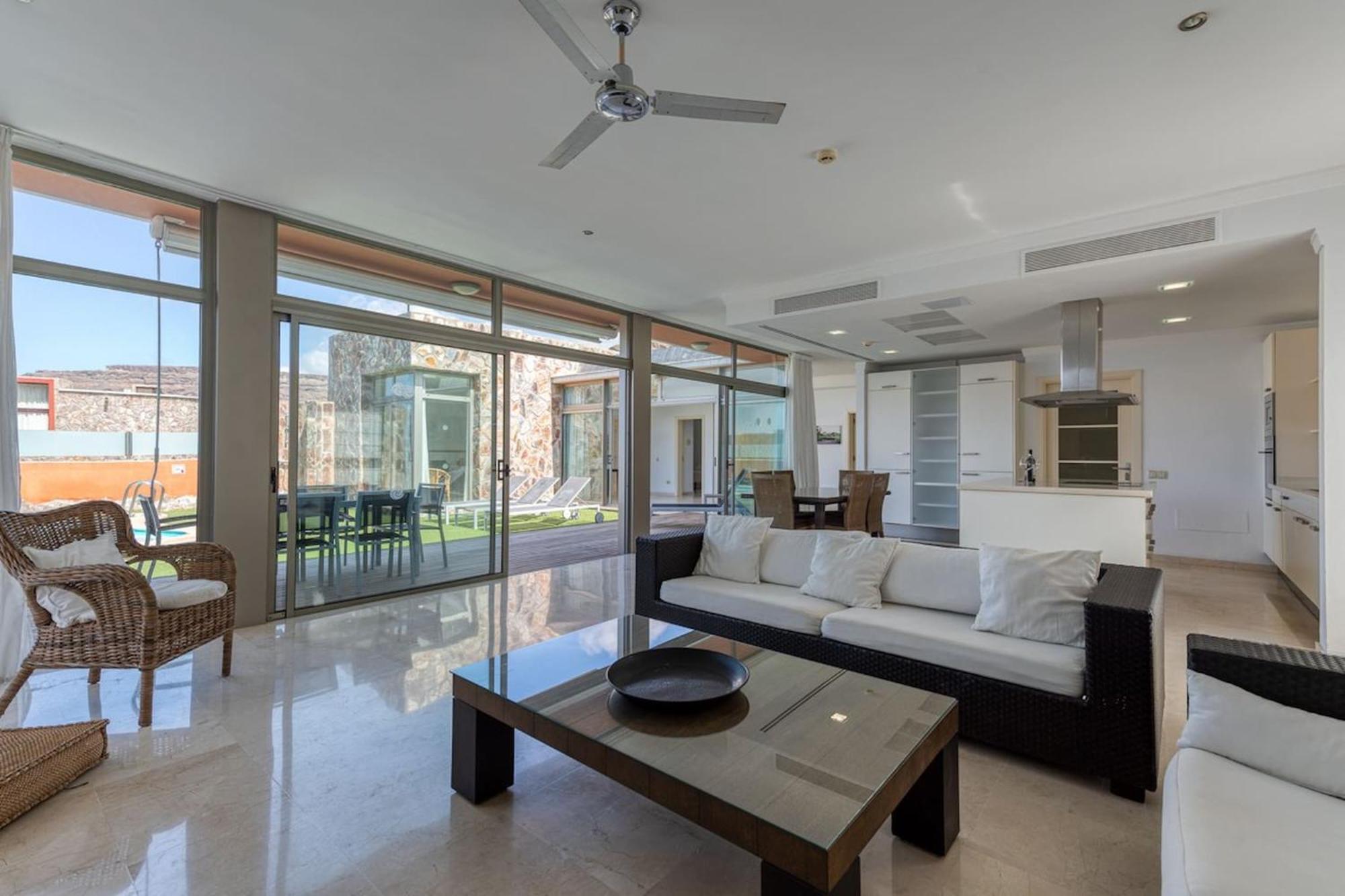 Tauro Villas Deluxe La Playa de Tauro ภายนอก รูปภาพ