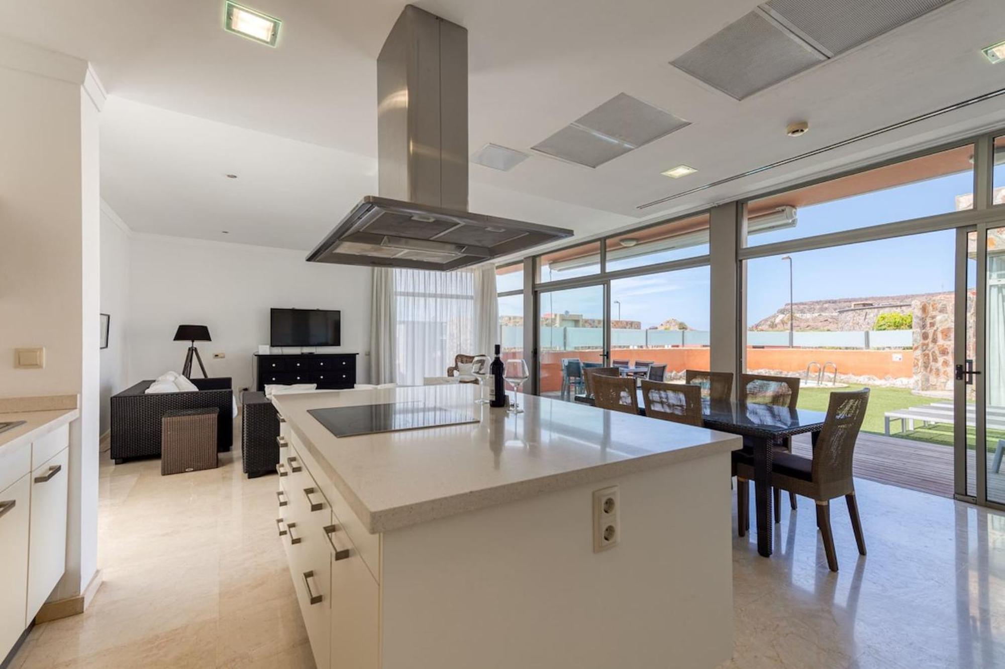 Tauro Villas Deluxe La Playa de Tauro ภายนอก รูปภาพ