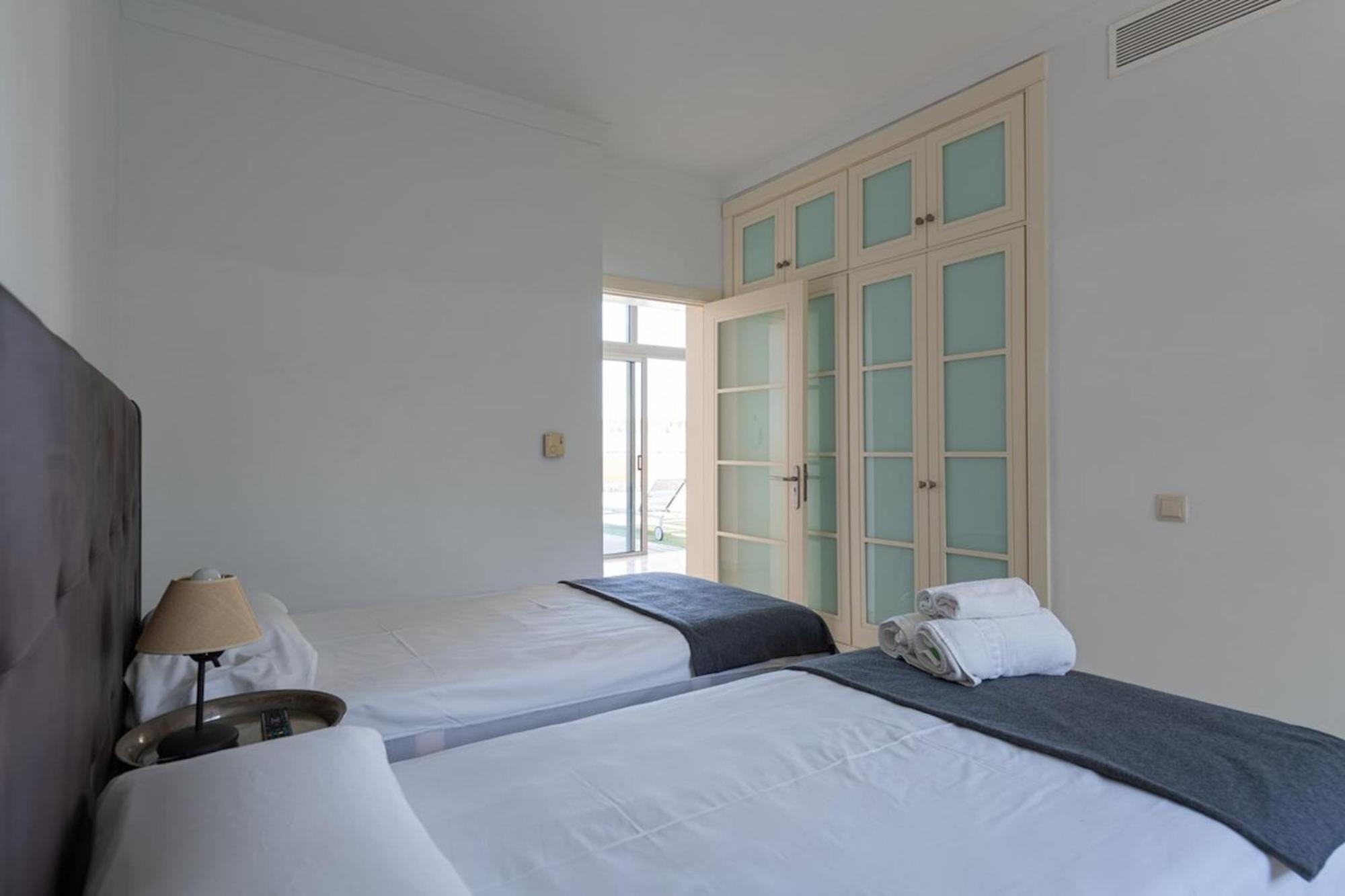 Tauro Villas Deluxe La Playa de Tauro ภายนอก รูปภาพ